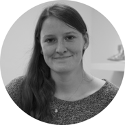 Karina Online-Marketing Managerin Mensch und Maschine